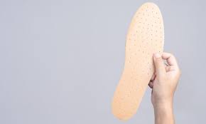 Wipe off the sandal with a damp cloth. How To Clean Leather Insoles Some Useful Tips Leatherious
