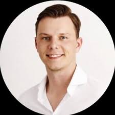 Sarah Ortner (@sarahxortner)