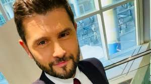 Christophe beaugrand et ghislain gerin ont décidé de faire appel à la gestation pour autrui (gpa) pour devenir papas. Christophe Beaugrand Plus Heureux Que Jamais Il Partage Une Bonne Nouvelle Concernant Son Fils
