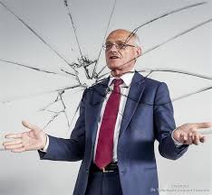 De twentse ondernemer gaat zijn bezit weggeven aan kinderen uit kansarme gezinnen in. Gerard Sanderink Barsten In Aureool Van Man Van 620 Miljoen Doetinchem Gelderlander Nl