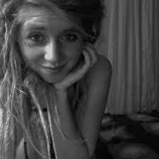 Tess Schultz's Instagram, Twitter & Facebook