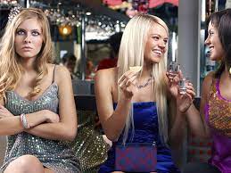 15 Things I've Learned Being The Only Sober Person In The Room | Self