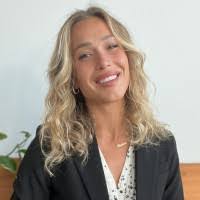 Beth Craddock's Instagram, Twitter & Facebook