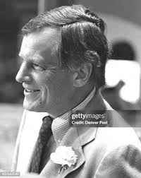 418 Jim Robb Stock Photos, High-Res Pictures, and Images