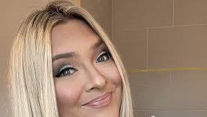 Amazon.com: Paulas Choice-SKIN PERFECTING 2% BHA Liquid Salicylic Acid  Exfoliant-Facial Exfoliant for Blackheads, Enlarged Pores, Wrinkles & Fine  Lines, 4 oz Bottle : Paula's Choice: Beauty & Personal Care