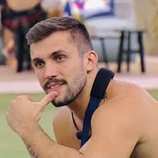 BBB 21: Até Arthur consegue ser mais sensato que Rodolffo e Sarah
