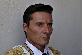 Diego Urdiales también hace frente a Lewis Hamilton