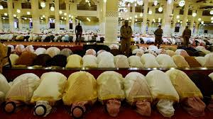 Find the accurate date of eid ul fitar in saudi arabia on this date, as we update the dates according to the moon sight in saudi arabia. Ramadan Saudi Arabia Announces Four Day Eid Al Fitr Holiday May 23 26 Al Arabiya English