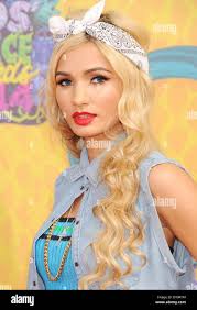 Pia mia perez Banque de photographies et d'images à haute résolution