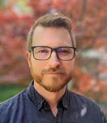 Sean Lawrence's Instagram, Twitter & Facebook