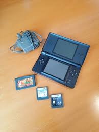 Nintendo ds lite con 2 juegos.está en un estado con signos de uso normales. Juegos Nintendo Ds Lite Segunda Mano En Barcelona En Wallapop