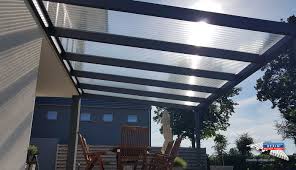 Ein Alu Terrassendach Der Marke Rexopremium 5m X 4 6m In Anthrazit Mit Plexiglas Resist Stegplatten 16 64mm Di Uberdachung Terrasse Stegplatten Uberdachungen