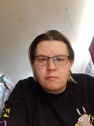 Wearing glasses makes her look sexier. #batmanreturns #jnd #kstoystory