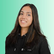 Anna Setzer's Instagram, Twitter & Facebook