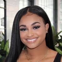 900+ "Akela ??" profiles