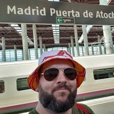 Neal Cross (@Barneystuta)