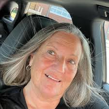 Where to find the best carrot cake?