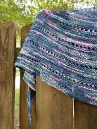 Patterns preceded by an plus sign (+) require free registration (to that particular pattern site, not to knitting pattern central) before viewing. Easy Shawl Scarf Knitting Patterns Free Knit Shawl Patterns Crochet Shawl Pattern Free
