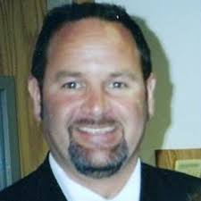 Jeff Yoder (@manofconcrete)