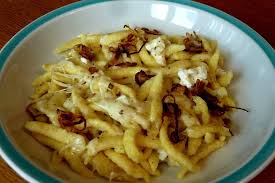 Vorarlberger Kasknopfle Ein Leckeres Rezept Aus Der Kategorie Pasta Nudel Bewertungen 2 Durchschnitt O 3 Rezepte Fitness Lebensmittel Lebensmittel Essen