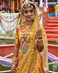 Vedika catches them and calls the family by shouting. Pin On Tv Actress Modeon Anjujadhav 3 July 1993 Indian