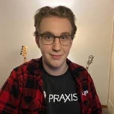 Casey Parkinson's Instagram, Twitter & Facebook