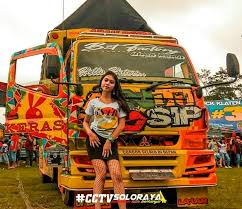 Karoseri irsyad putra ( cv. Pin Oleh Risalwahid Risalwahid Di Penyimpanan Saya Modifikasi Mobil Mobil Animasi