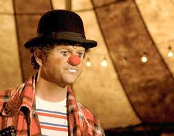 Larissa manoela e selton mello falam sobre o palhaço, filme dirigido e estrelado pelo ator, lançado em 2011. O Palhaco Recebe 11 Trofeus 17 10 12 Cultura Jornal Cruzeiro Do Sul