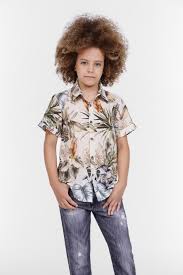 Look casual per la scuola e look formali per occasioni speciali. Moda Teenager Primavera Estate 2021 Gruppo Printemps Dettaglio Abbigliamento Bambini