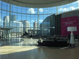 One of the reasons i live in the square one area is because i love shopping at ontario's largest mall which, for me, has everything. The Benefits Of Choosing Rentals In Mississauga Near Square One Furnished Apartments In Mississauga Short Term Rentals