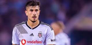 Dorukhan toköz, trabzonspor'un teklifini kabul etti. 7etigy8szwvh7m