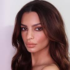 I capelli rosso cioccolato sono generalmente consigliati a chi di partenza ha una base scura. Castano Cioccolato Il Colore Capelli 2021 E Fondente Amica