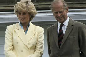 A collection of photos track the life of prince philip through royalty, naval service and consort to queen elizabeth. Diana Prinz Philip War Nach Der Trennung Auf Ihrer Seite Brigitte De