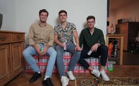 Hergestellt aus kohlensäurehaltigem wasser, alkohol und natürlichen aromen liefert das hard seltzer den geschmack purer erfrischung. Pure Hard Seltzer Bayreuther Start Up Produziert Gesunden Alkohol Ohne Zucker Und Kohlenhydrate Bayreuther Tagblatt