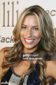 1,350 The Piano Room Photos & High Res Pictures