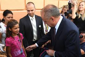 Švedlar annamaria horvathova svete prijmane. President Kiska Visited Roma Settlement Met With A Local Athletic Talent Spectator Sme Sk