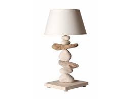 Votre lampe de chevet au meilleur rapport qualité/prix c'est ici ! Lampe De Chevet Bord De Mer En Bois Et Galets Personnalisable Fabrique A La Main En France 40 Cm Ecume Avec Personnalisation 20 Vente De Bo Time Conforama