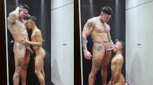 twink satisfies a good looking big Muscle Hunk - NudesBoys