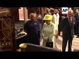 Queen of england death predictions meme. Queen Elizabeth Ii Visits Game Of Thrones Set Youtube