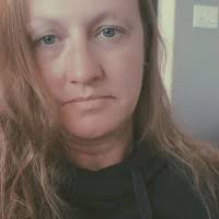 300+ perfiles de «Sara Barr»