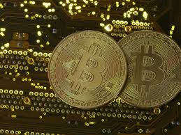 Should you be tempted to invest in bitcoin? How To Buy Bitcoin Btc As A Gift This Holiday Season Quartz