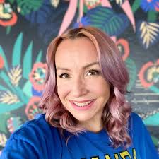 pulled up to my bestie's house blasting 'sweet honey bucking', hitting the  choreography in the driver's seat