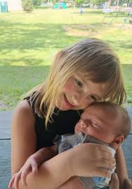 We lost our son in June this year and his daughter hasn't a recent photo of  them together was wondering if you clever people can but them together,  thank you 🙏