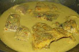 Satu lauk sudah cukup untuk makan satu keluarga. Masak Lemak Cili Padi Ikan Talapia Azie Kitchen