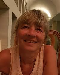 Amber Costley's Instagram, Twitter & Facebook