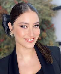 Pin En Hazal Kaya