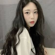 時尚發言人- Sydney Chang 的衣櫥即將開箱｜PopChill 拍拍圈