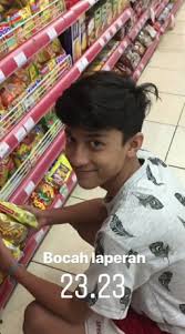 Tingkah anak sma saat di kelas. Cogan Ya Emg Cogan Gosah Nyolong Juga Kali Ai Fotografi Remaja Gambar Teman Fotografi