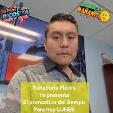 La chatita entregando calendarios #1 desde el Palo verde A que colonia te  gustaría que fuéramos? 😍🎄 #chatitademicorazon #radio #sonora #lanumerouno