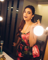 Keerthy Suresh Explains Choice of Turmeric Thread Over Gold Mangalsutra  Post-Marriage - News - IndiaGlitz.com